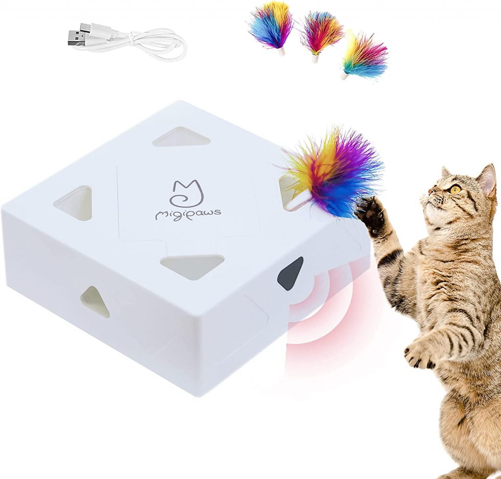 Interactive automatic mice toy