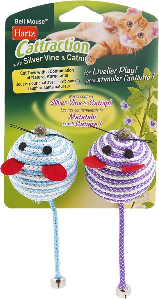 Hartz Cattraction Bell Mouse Cat Toy is one of the best toys out there for your cat. It is non-toxic, created from natural ingredients, and safe for cats of any age.