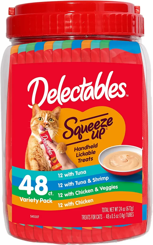 Hartz Delectables Squeeze Up Interactive Lickable Wet Cat Treats is a blend of tender chicken and fish with four various sauce textures (stew, bisque, chowder, paté, and savory broths) that are sure to pique your cat's interest. 