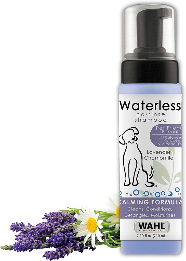 Wahl Pet-Friendly Dry Shampoo for Cats is great for cleaning, conditioning, detangling, and moisturizing animals as its calming formula calms restless animals while cleaning.